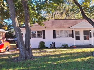 1327 Credle Rd #A, Virginia Beach, VA 23454