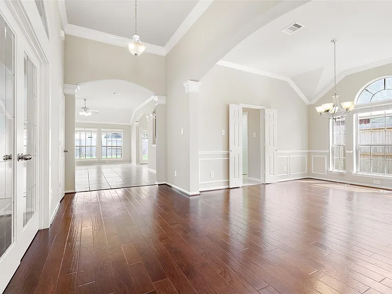 2310 Shadow Canyon Ct — Photo 3