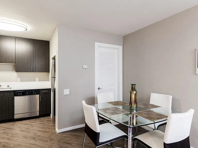 Village Square Apartments — Photo 4