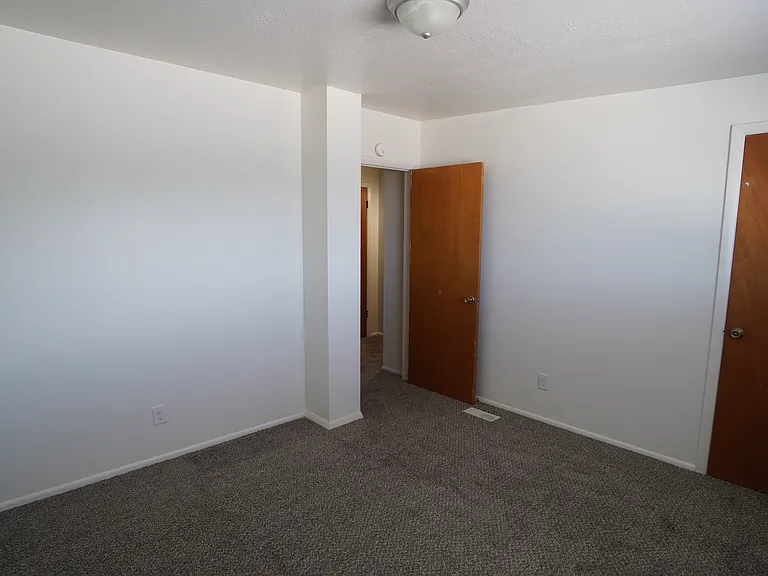 1273 E Gordon Ave — Photo 17