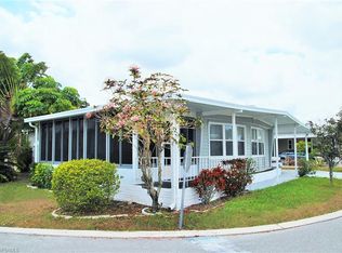 595 Trevino Ct, North Fort Myers, FL 33903