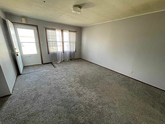 3rd image of 203 W 2nd St #205