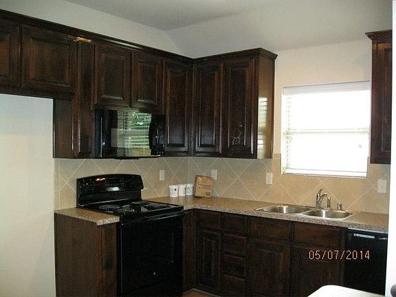 5th image of 2135 Colby Ln
