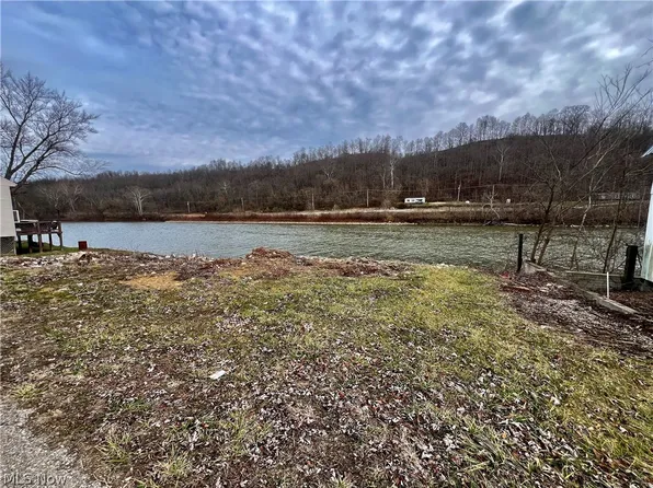 4118 N State Route 669 NW, McConnelsville, OH 43756