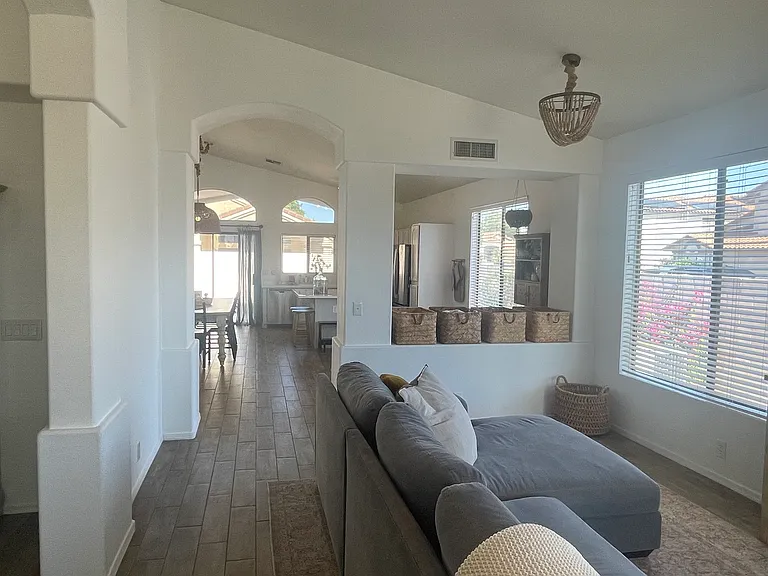 1706 S Gilmore Cir — Photo 6