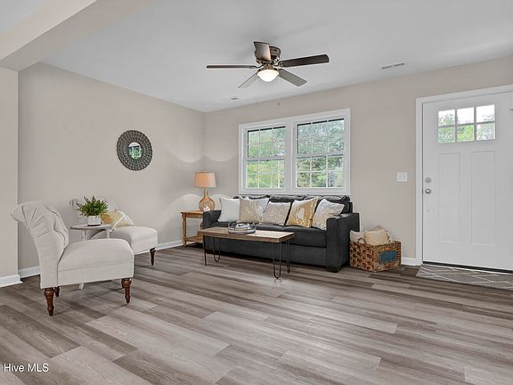 5th image of 146 Presidio Drive