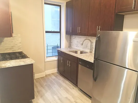 Rented by Uptown Flats LLC | media 1