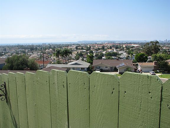 4th image of 1122 Mary Ln