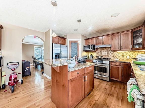 5th image of 602 Wentworth Pl SW