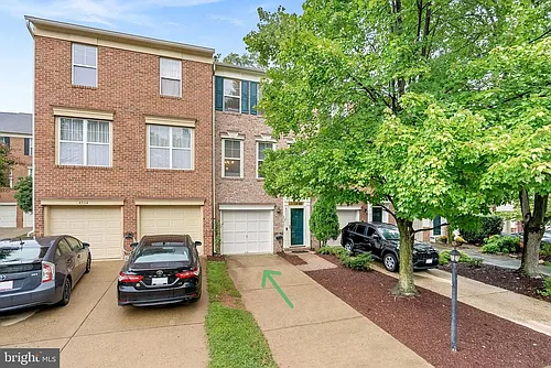43116 Autumnwood Sq Photo 1