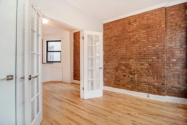 Rented by Compass | media 22