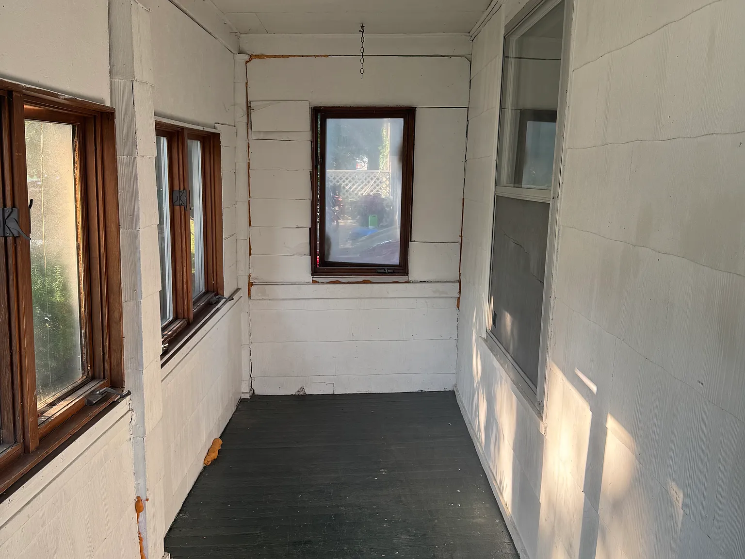 4 bed, 1387 sqft, $1,600 — Photo 2