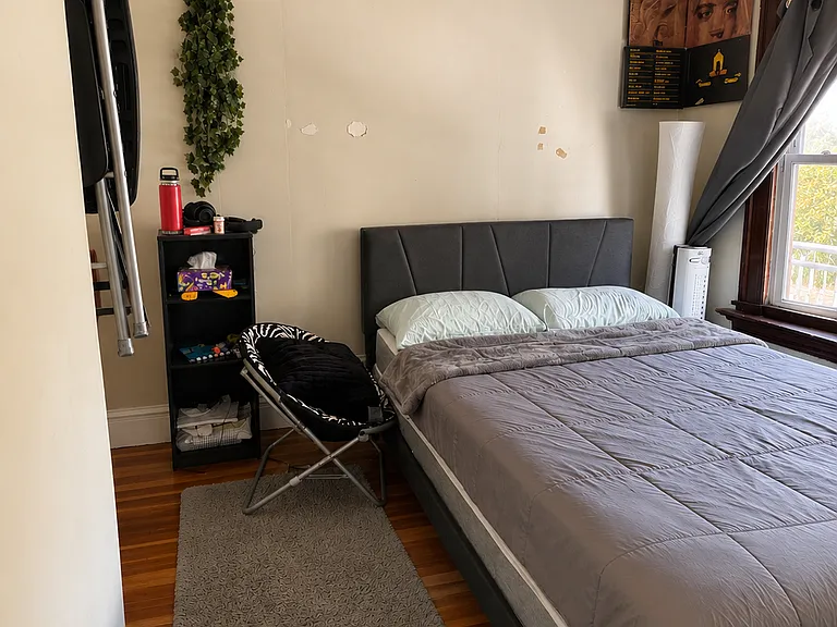 8 Brastow Ave #2L — Photo 2