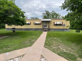 2016 S Coble Rd, Hershey, NE 69143