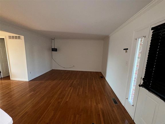 5th image of 1235 Cliffridge Ln