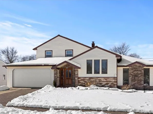 1909 Robin Way, Bethlehem, PA 18018