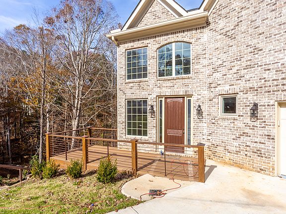 4th image of 1212 Copper Hill Ln