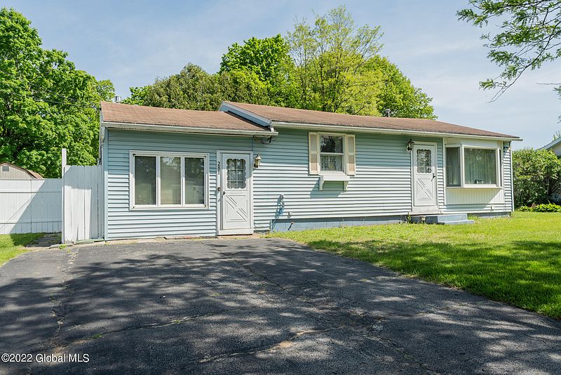 3rd image of 281 W Circular Street