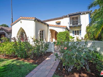 1102 La Zanja Dr, Glendale, CA, 91207