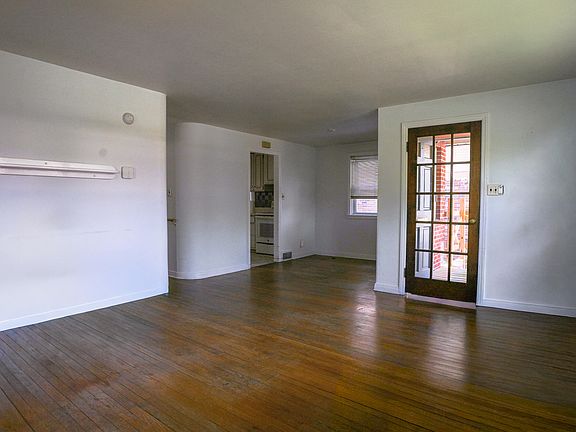 4th image of 19 Marwill Street