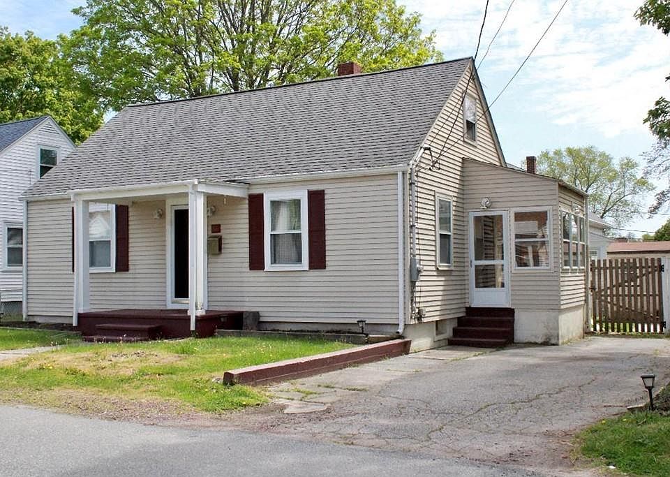 2nd image of 38 McCallion St