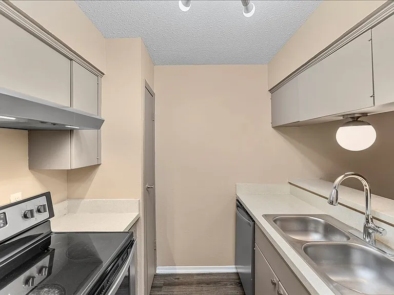 4859 Cedar Springs Rd #241 — Photo 10