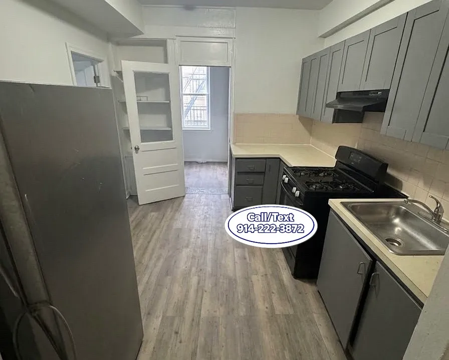 6 Van Cortlandt Park Ave #1N