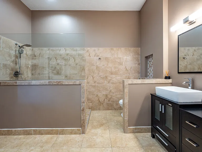 12 E Washington St #201 — Photo 4