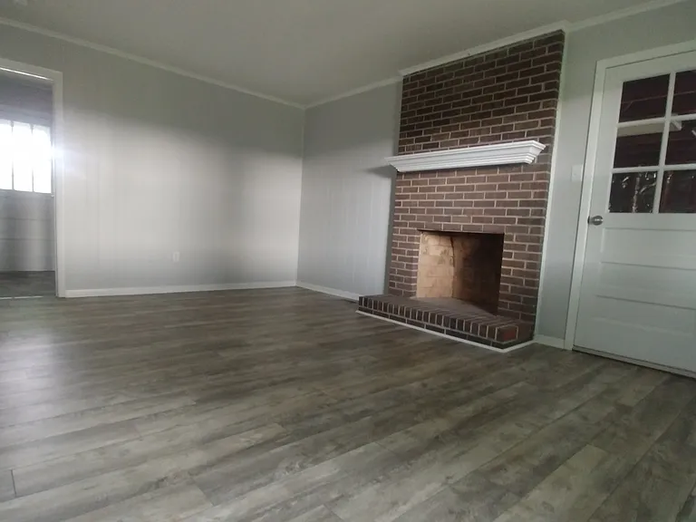 7985 Dabneys Mill Rd — Photo 5