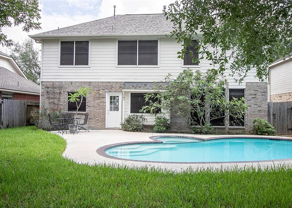 1st image of 20207 Black Canyon Dr