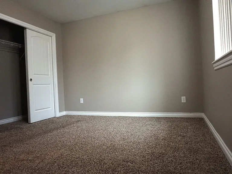 521 Harman Way — Photo 12