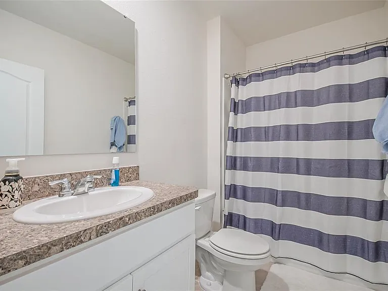 1126 Chichester Ct — Photo 11