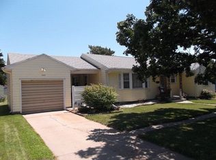 727 S Blaine St, Grand Island, NE 68803