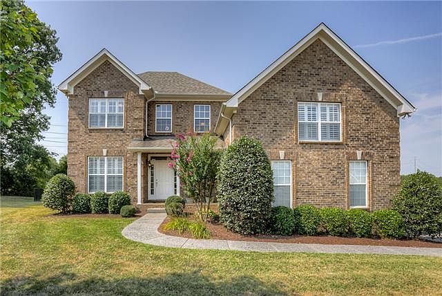 1st image of 106 Havenwood Ct
