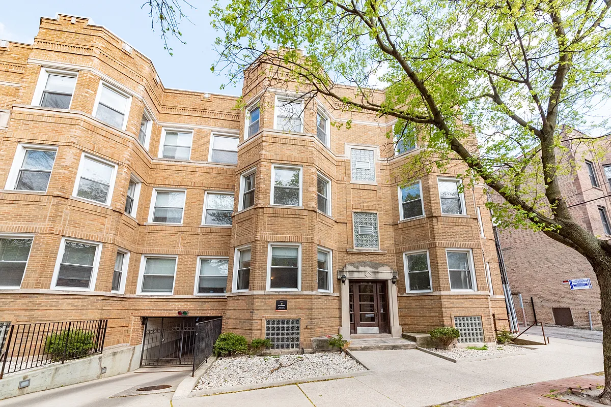 2 bed, 1.0 bath, $2,800 — Photo 1