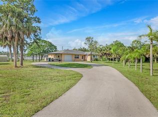 1579 25th St SW, Naples, FL 34117