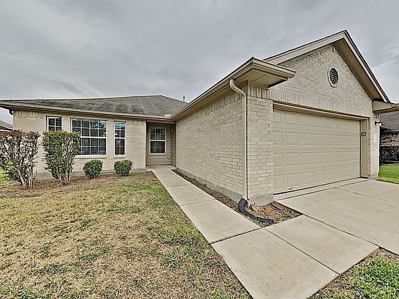 4th image of 4026 Hawthorn Glen Ct