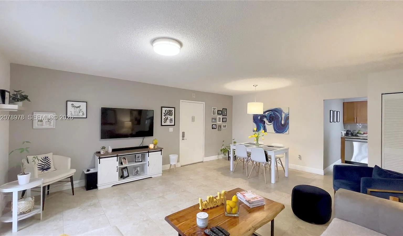 Kings Creek West Condo Bl — Photo 3