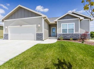 8799 N Kelliann Way, Manhattan, KS 66502