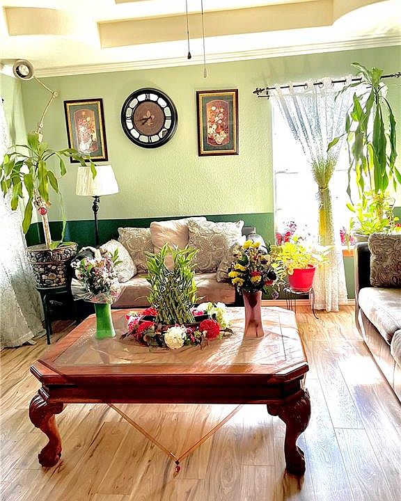 2nd image of 3509 Rosalva Ave