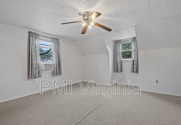 7805 Sheryl Dr — Photo 28