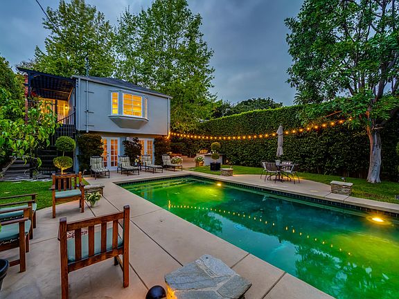 5th image of 8614 W West Knoll Dr
