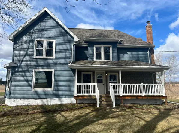 5169 Kratz Rd, Omro, WI 54963