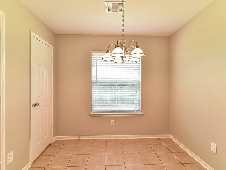 3705 Burwood Ct — Photo 6