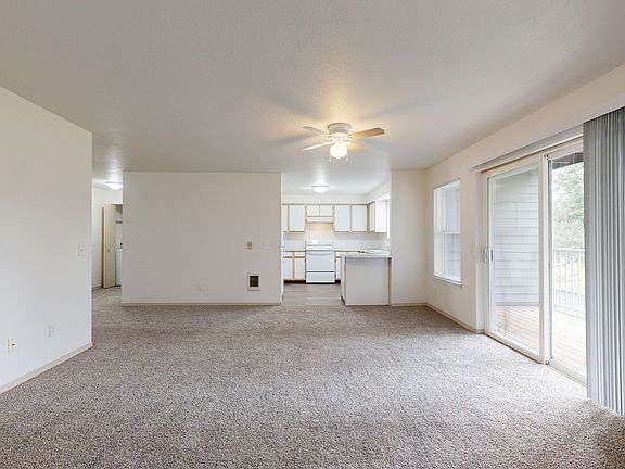 5th image of 401 Ratcliff Dr SE #467-64
