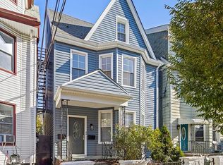 36 47th St FLOOR 2, Weehawken, NJ 07086