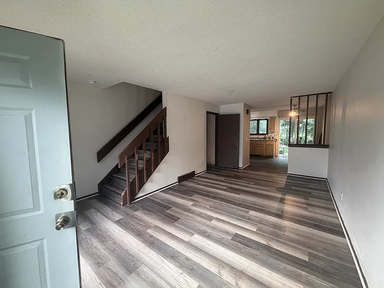 1311 E 17th St #1311 — Photo 5