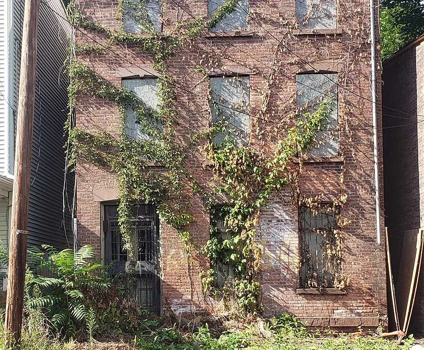 1st image of 64 Campbell St