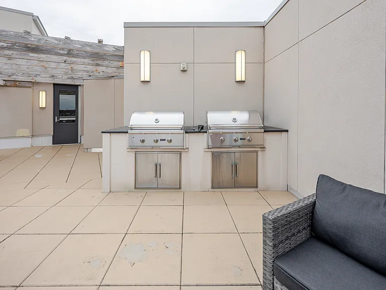 1500 Pennsylvania Ave SE #310 — Photo 31