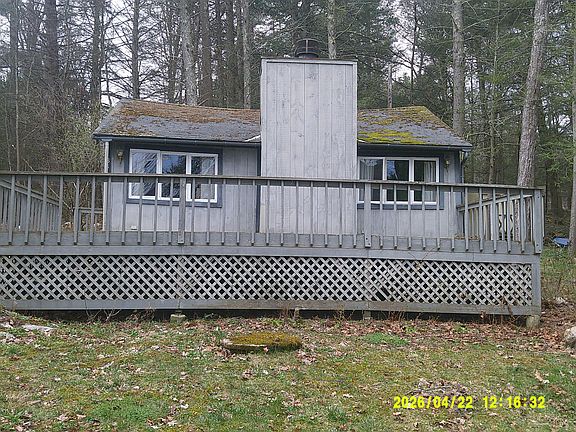 4th image of 33 Pine Rd
